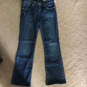 CHIP & PEPPER size 28 -98% cotton, 2% polyurethane. Pamela, Madein the USA.